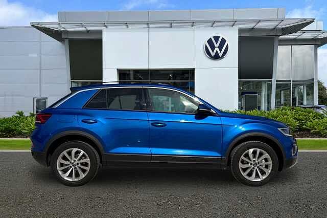 Used Volkswagen T-Roc 2024 for sale - 76157397: Photo 4
