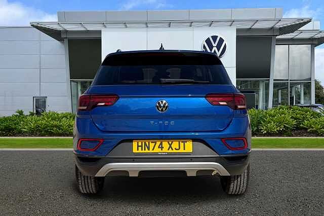 Used Volkswagen T-Roc 2024 for sale - 76157397: Photo 9