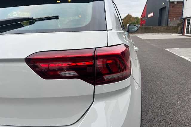 Used Volkswagen T-Roc 2022 for sale - 77409299: Photo 22