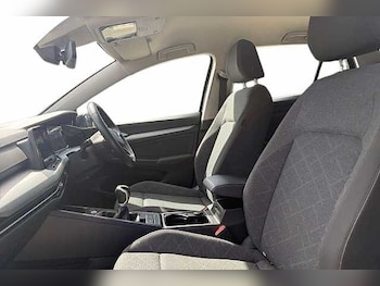 Used Volkswagen Golf 2023 for sale - 78045347: Photo