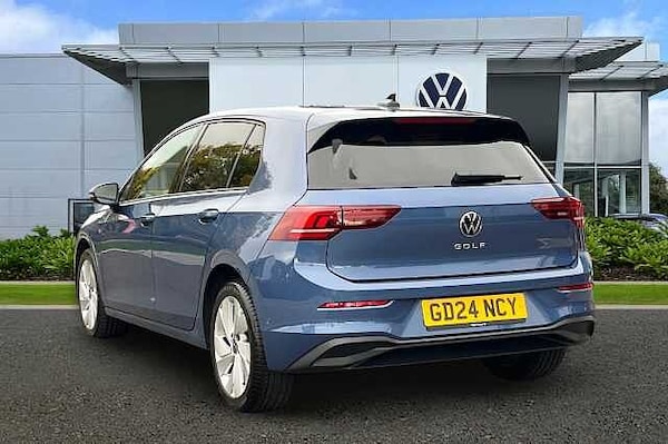 Used Volkswagen Golf 2024 for sale - 76026274: Photo 3