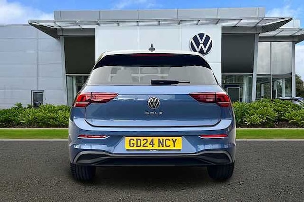 Used Volkswagen Golf 2024 for sale - 76026274: Photo 9