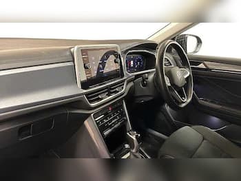 Used Volkswagen T-Roc 2023 for sale - 79518955: Photo