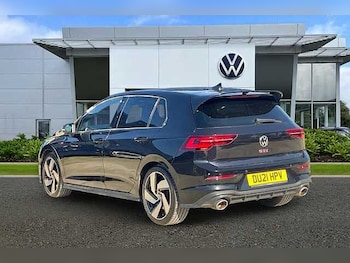 Used Volkswagen Golf 2021 for sale - 77730107: Photo