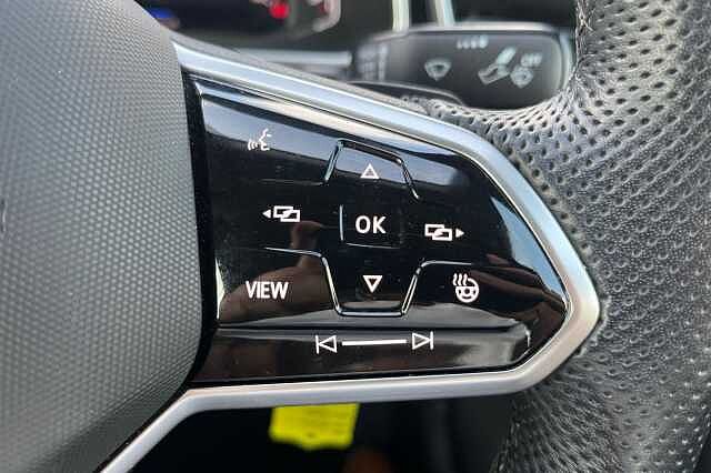 Used Volkswagen T-Roc 2023 for sale - 76157396: Photo 17