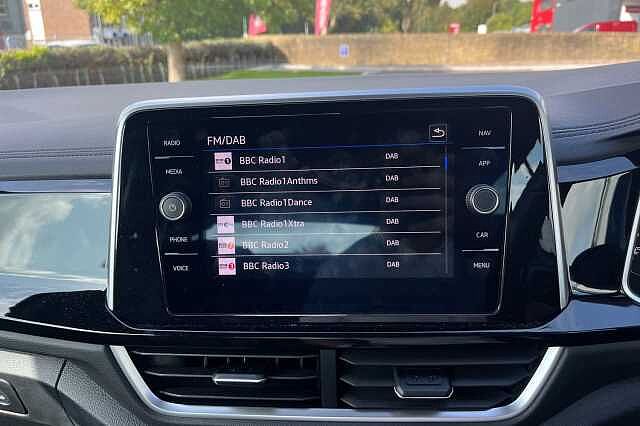 Used Volkswagen T-Roc 2023 for sale - 76157396: Photo 24