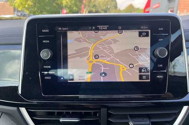Used Volkswagen T-Roc 2023 for sale - 76157396: Photo 26