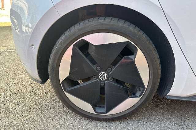 Used Volkswagen ID.3 2025 for sale - 78069784: Photo 5