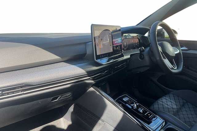 Used Volkswagen Golf 2025 for sale - 77083380: Photo 2