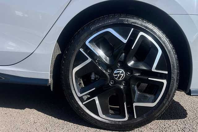 Used Volkswagen Golf 2025 for sale - 77083380: Photo 5