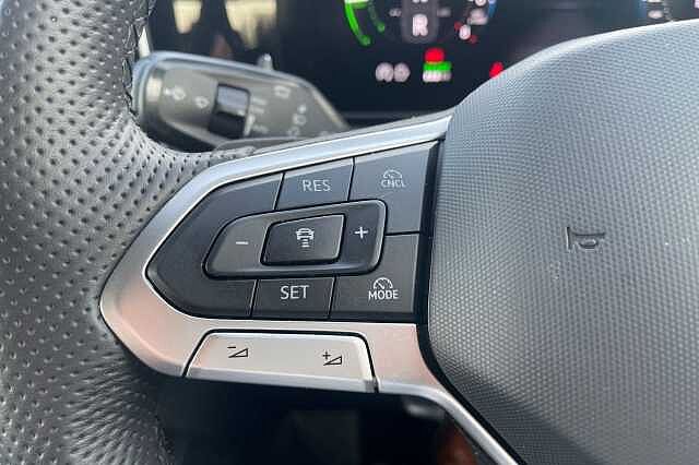 Used Volkswagen Tiguan 2025 for sale - 77529321: Photo 15