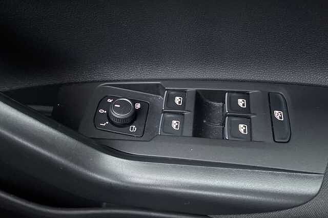 Used Volkswagen Polo 2023 for sale - 76236495: Photo 33