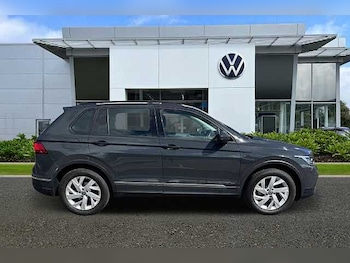 Used Volkswagen Tiguan 2022 for sale - 75760880: Photo