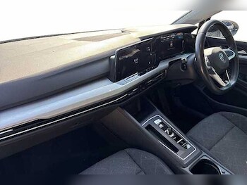 Used Volkswagen Golf 2021 for sale - 78210336: Photo