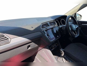 Used Volkswagen Tiguan 2023 for sale - 78069776: Photo