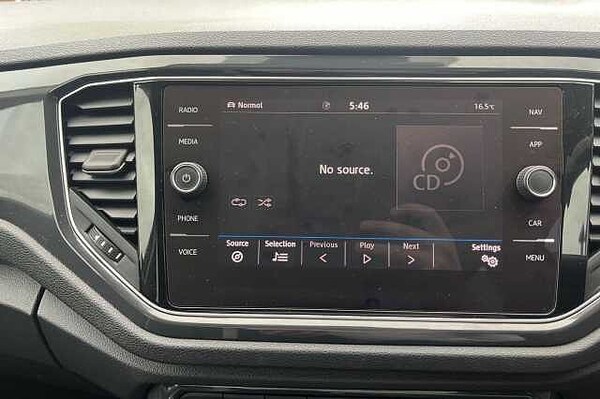 Used Volkswagen T-Roc 2020 for sale - 76133809: Photo 24