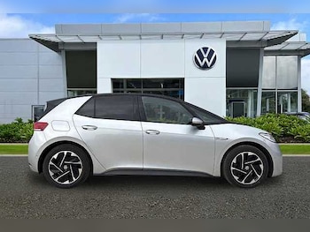 Used Volkswagen ID.3 2023 for sale - 78434371: Photo