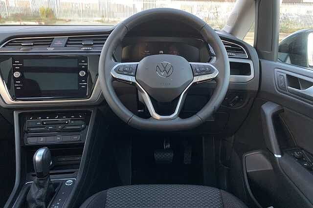 Used Volkswagen Touran 2025 for sale - 77328942: Photo 14