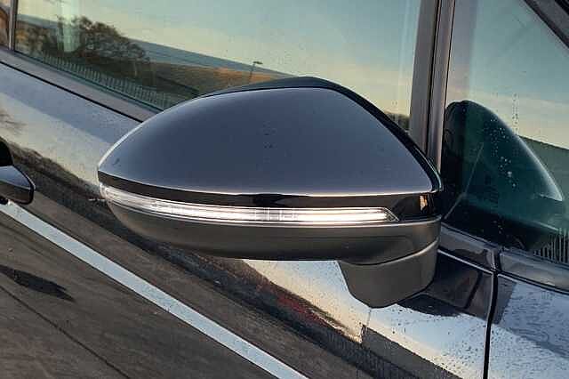 Used Volkswagen Touran 2025 for sale - 77328942: Photo 23