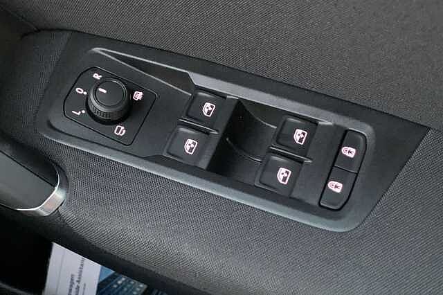 Used Volkswagen Touran 2025 for sale - 77328942: Photo 31