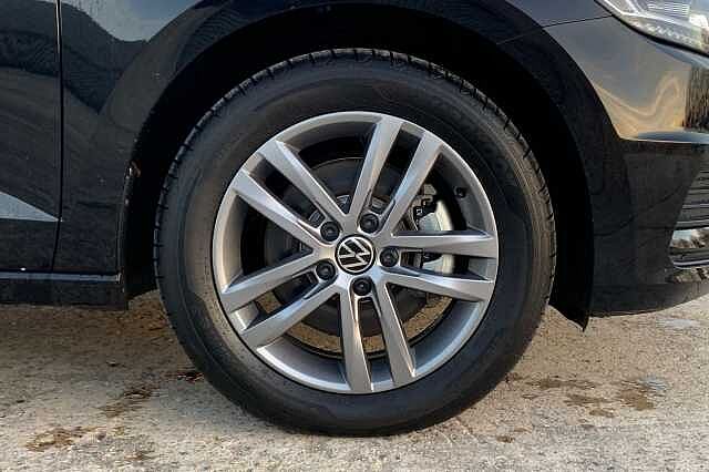 Used Volkswagen Touran 2025 for sale - 77328942: Photo 5