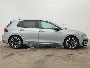 Used Volkswagen Golf 2025 for sale - 79457345: Photo