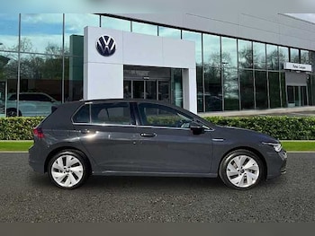 Used Volkswagen Golf 2022 for sale - 78659335: Photo