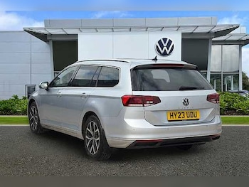 Used Volkswagen Passat 2023 for sale - 77916272: Photo