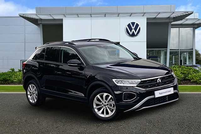 Used Volkswagen T-Roc 2025 for sale - 76436612: Photo 1