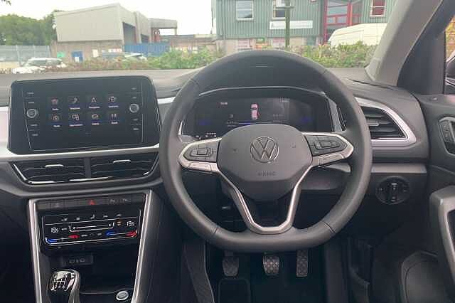 Used Volkswagen T-Roc 2025 for sale - 76436612: Photo 14