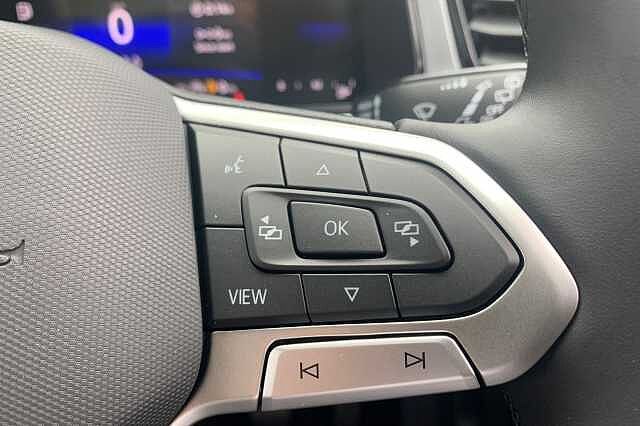 Used Volkswagen T-Roc 2025 for sale - 76436612: Photo 17