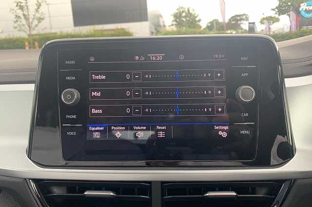 Used Volkswagen T-Roc 2025 for sale - 76436612: Photo 31