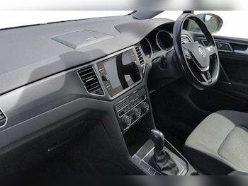 Used Volkswagen Golf SV 2020 for sale - 78659330: Photo