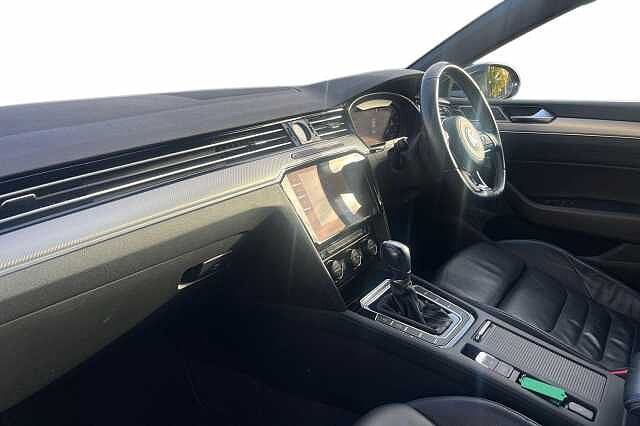 Used Volkswagen Arteon 2018 for sale - 76352587: Photo 2