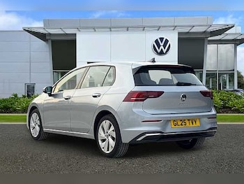 Used Volkswagen Golf 2025 for sale - 77872330: Photo