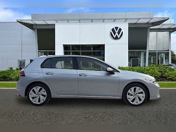Used Volkswagen Golf 2025 for sale - 77872330: Photo