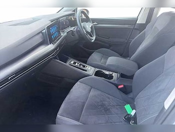 Used Volkswagen Golf 2021 for sale - 77409294: Photo