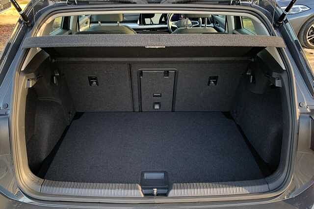 Used Volkswagen Golf 2023 for sale - 76687098: Photo 11