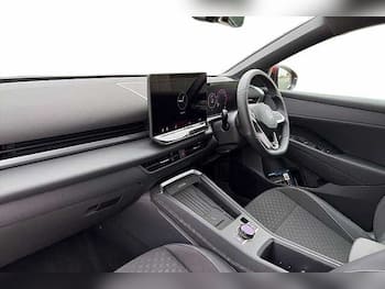 Used Volkswagen T-Roc 2026 for sale - 79703923: Photo