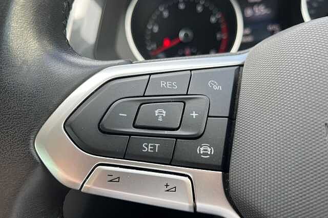 Used Volkswagen Tiguan 2022 for sale - 76157400: Photo 15
