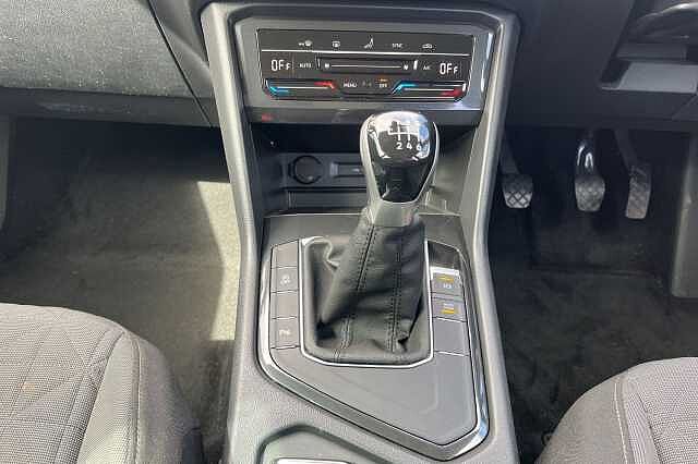 Used Volkswagen Tiguan 2022 for sale - 76157400: Photo 19