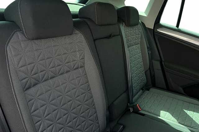 Used Volkswagen Tiguan 2022 for sale - 76157400: Photo 8