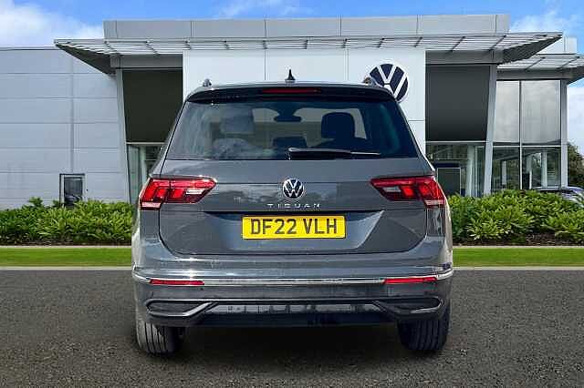Used Volkswagen Tiguan 2022 for sale - 76157400: Photo 9