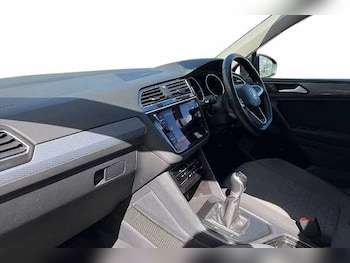 Used Volkswagen Tiguan 2022 for sale - 77916280: Photo