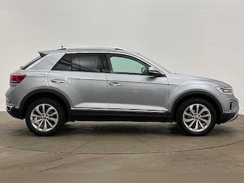 Used Volkswagen T-Roc 2025 for sale - 79457348: Photo