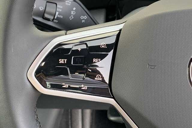 Used Volkswagen ID.4 2025 for sale - 76357482: Photo 15