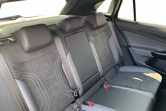 Used Volkswagen ID.4 2025 for sale - 76357482: Photo 8