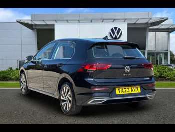 Used Volkswagen Golf 2023 for sale - 75075002: Photo