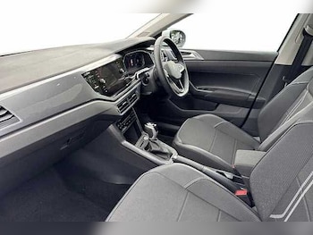 Used Volkswagen Taigo 2024 for sale - 76211464: Photo 2