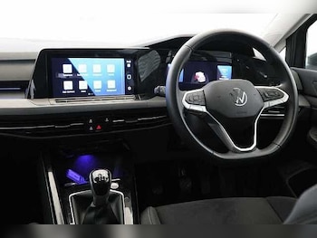 Used Volkswagen Golf 2024 for sale - 75631976: Photo